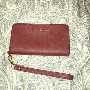 Michael Kors wine wristlet